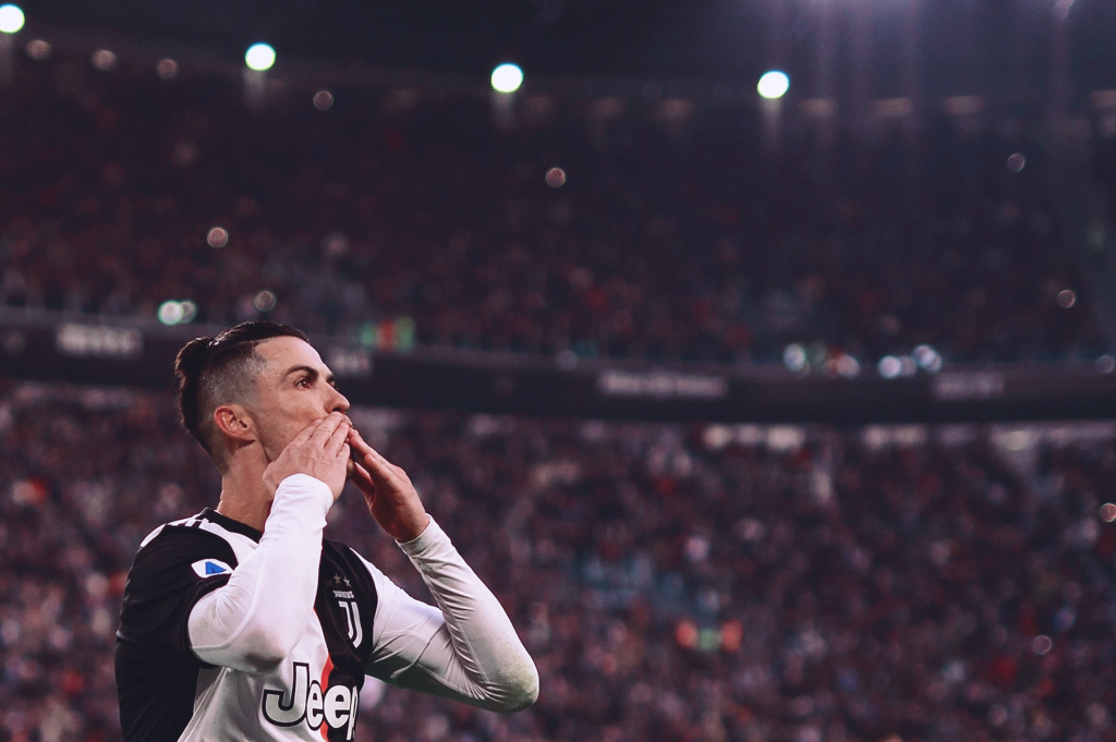 方面努力的 方面努力的