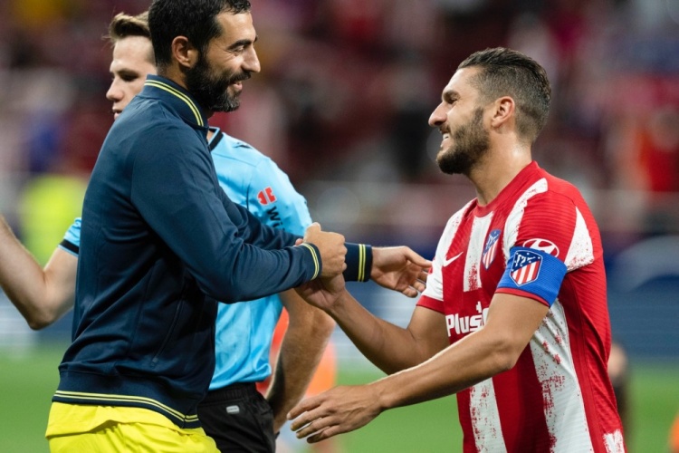 低波动型引 低波动型引